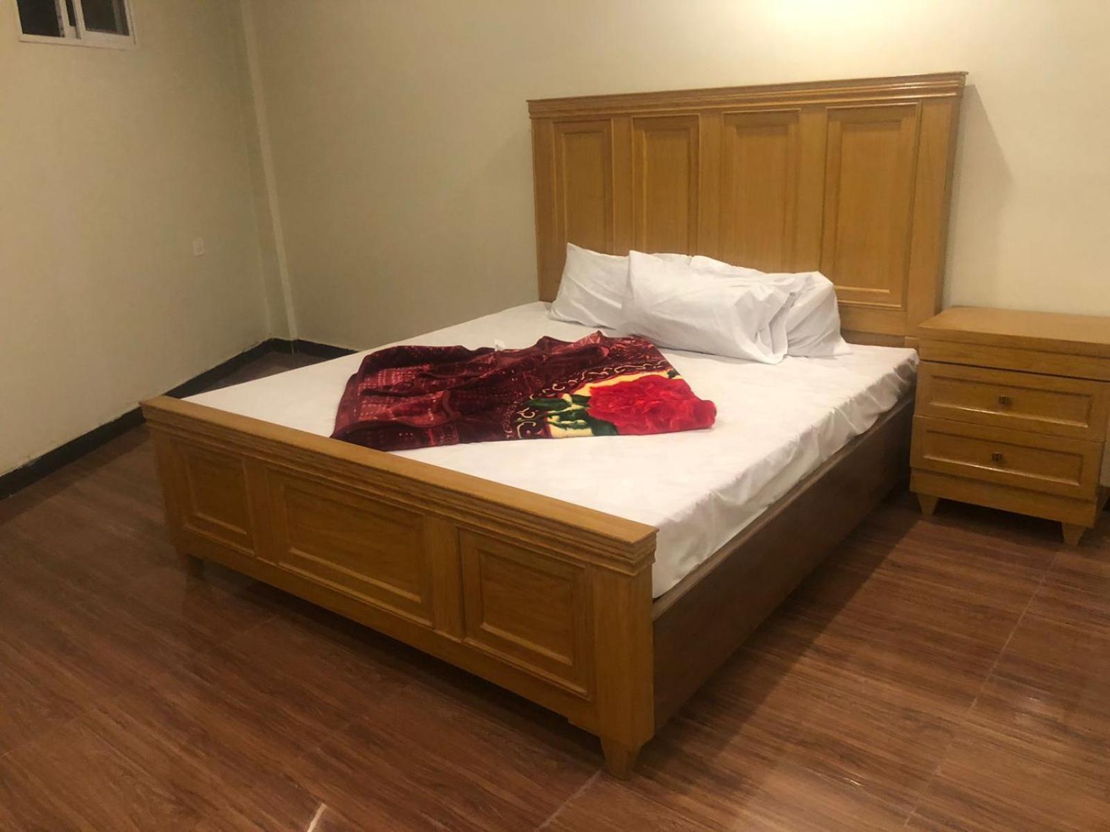 Al Buraq Hotel イスラマバード エクステリア 写真